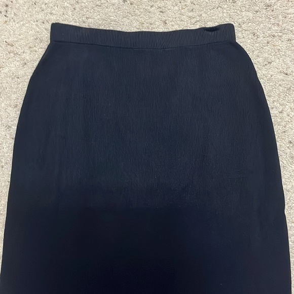St. John Basics Long Maxi Black Skirt Size 6 - Picture 4 of 11